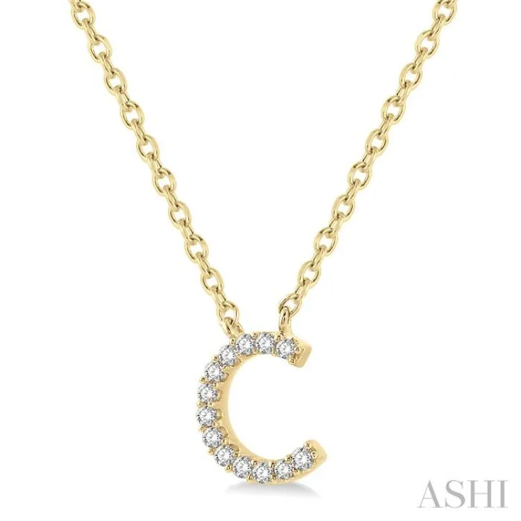 1/20 ctw Initial 'C' Round Cut Diamond Pendant With Chain in 14K Yellow Gold