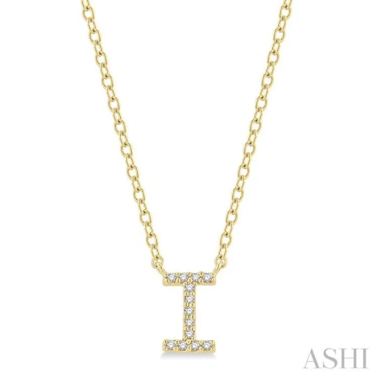 1/20 ctw Initial 'I' Round Cut Diamond Pendant With Chain in 14K Yellow Gold
