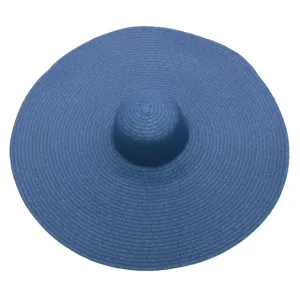 Women's oversized beach straw hat